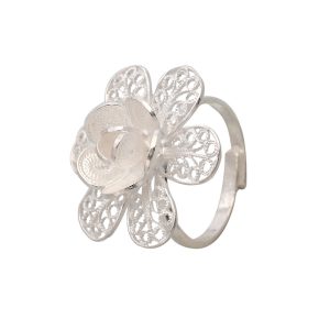 Filigree lacy Flower Ring